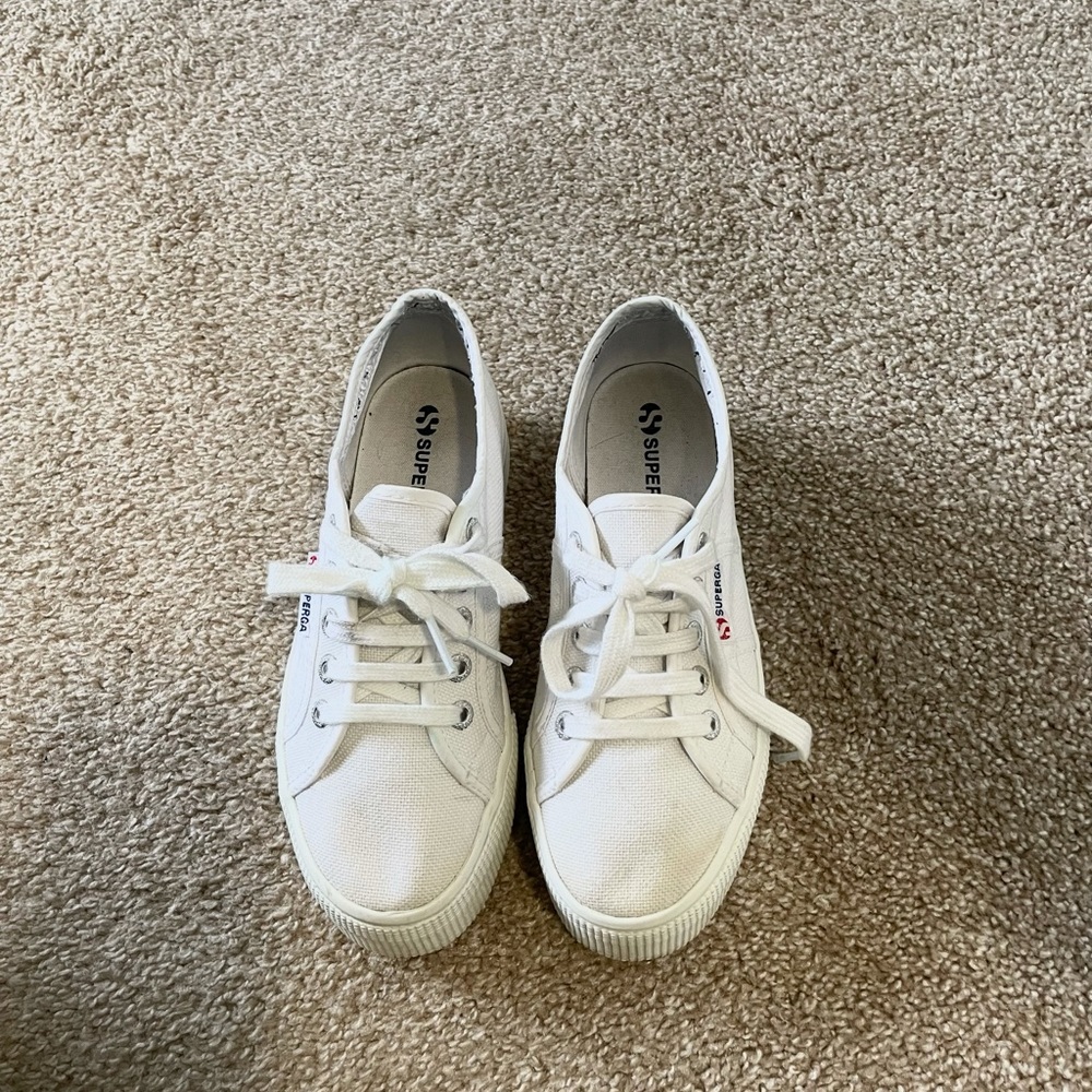 Superga size 36